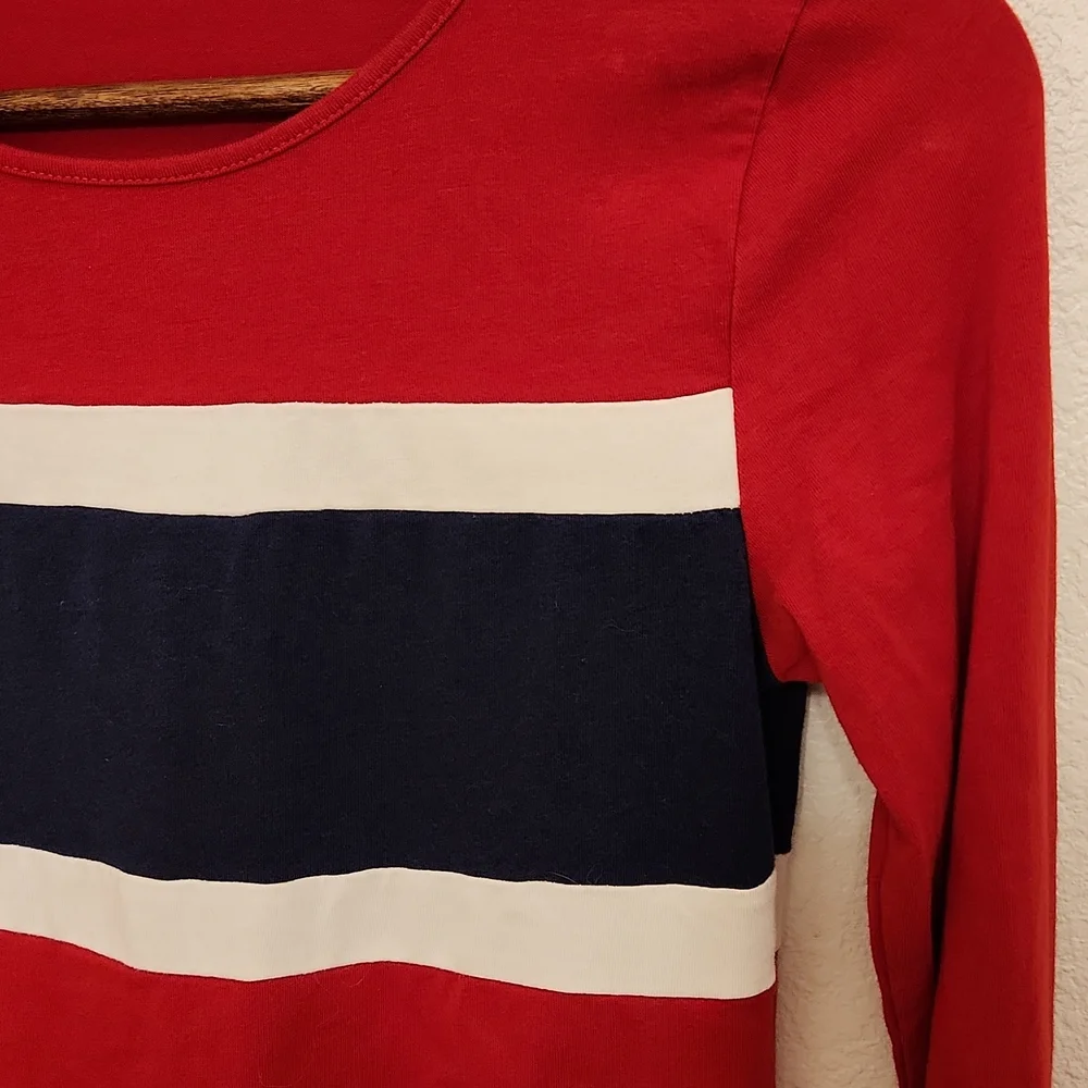 Hearts and Hips Long Sleeve Tee - Picture 3 of 5
